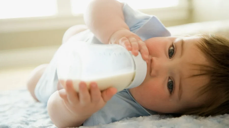 Informed Parenting Choices Reshape Decisions to Buy Organic Baby Formula